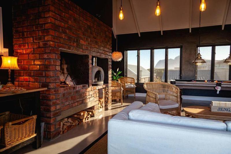 Villa Le Roc Kleinmond Accommodation Bagian luar foto