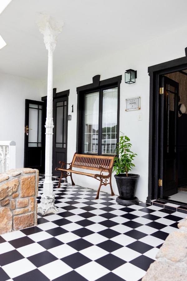 Villa Le Roc Kleinmond Accommodation Bagian luar foto