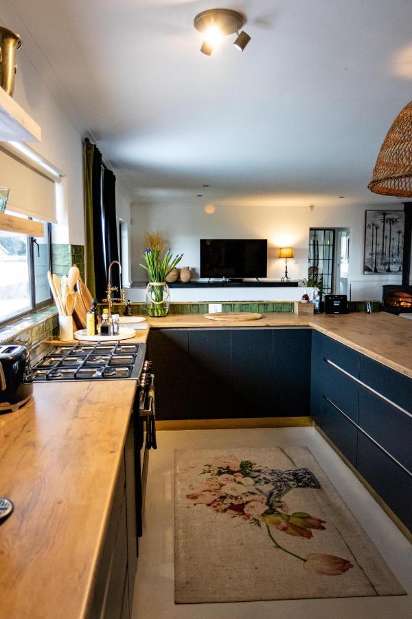 Villa Le Roc Kleinmond Accommodation Bagian luar foto